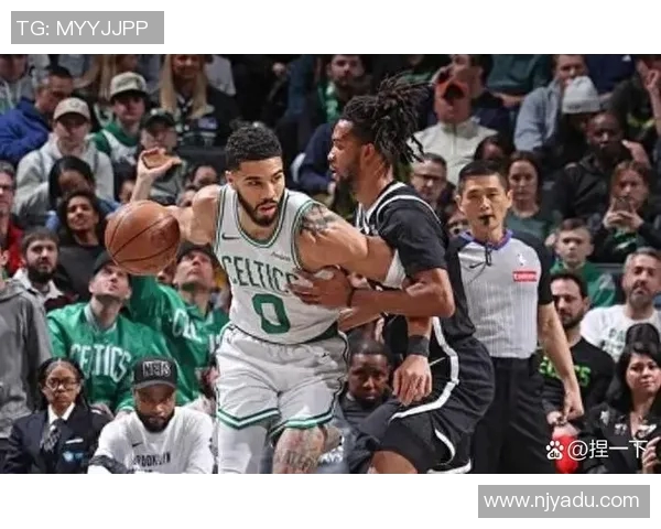 2004年NBA季后赛热火与76人激战回顾精彩瞬间与经典对决分析