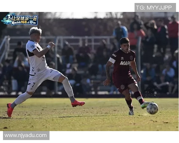 2017年拉努斯与河床的经典对决回顾与战术分析