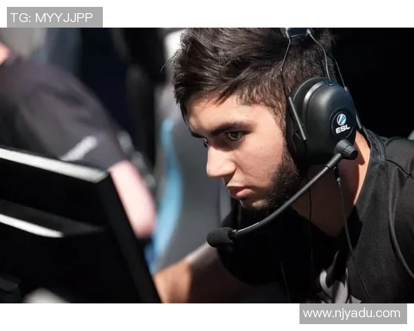 伯利队与彼得堡联队激战正酣谁能在这场较量中笑到最后