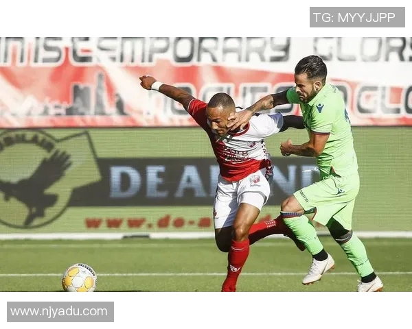 埃因霍温主场迎战乌德勒支争夺联赛重要积分之战