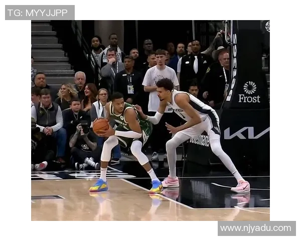 文班亚马首场比赛表现惊艳五次盖帽加上隔扣字母哥引发热烈讨论