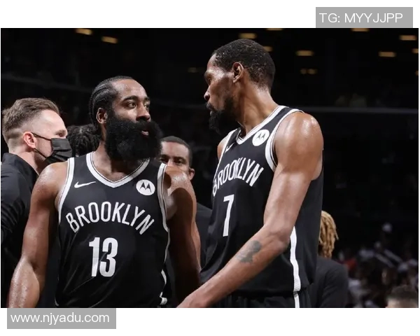 杜兰特与巴特勒的巅峰对决谁将成为NBA赛场上的绝对王者