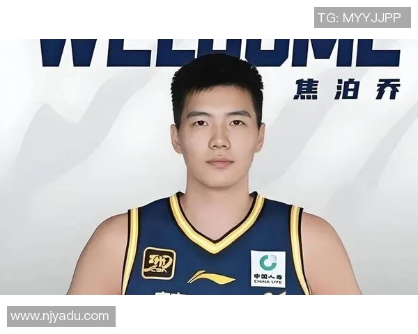 焦泊乔的成长之路：从青涩少年到职场精英的蜕变故事